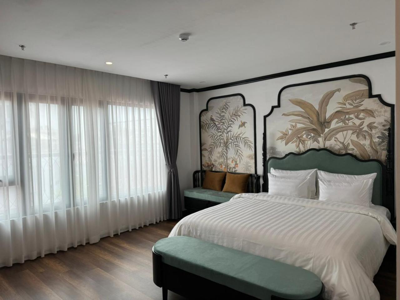 Aquarius Premium Hotel Hanoi Esterno foto