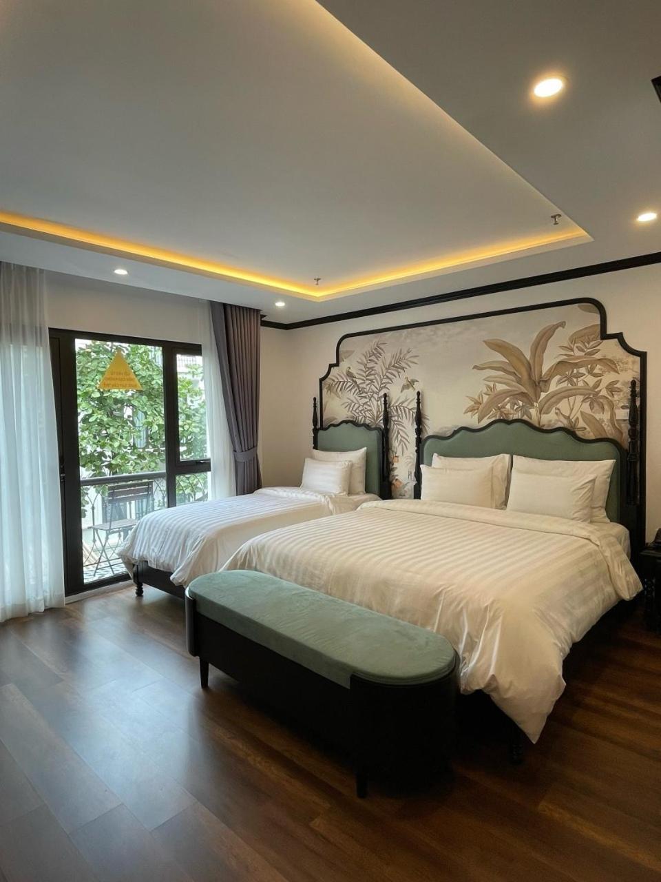 Aquarius Premium Hotel Hanoi Esterno foto