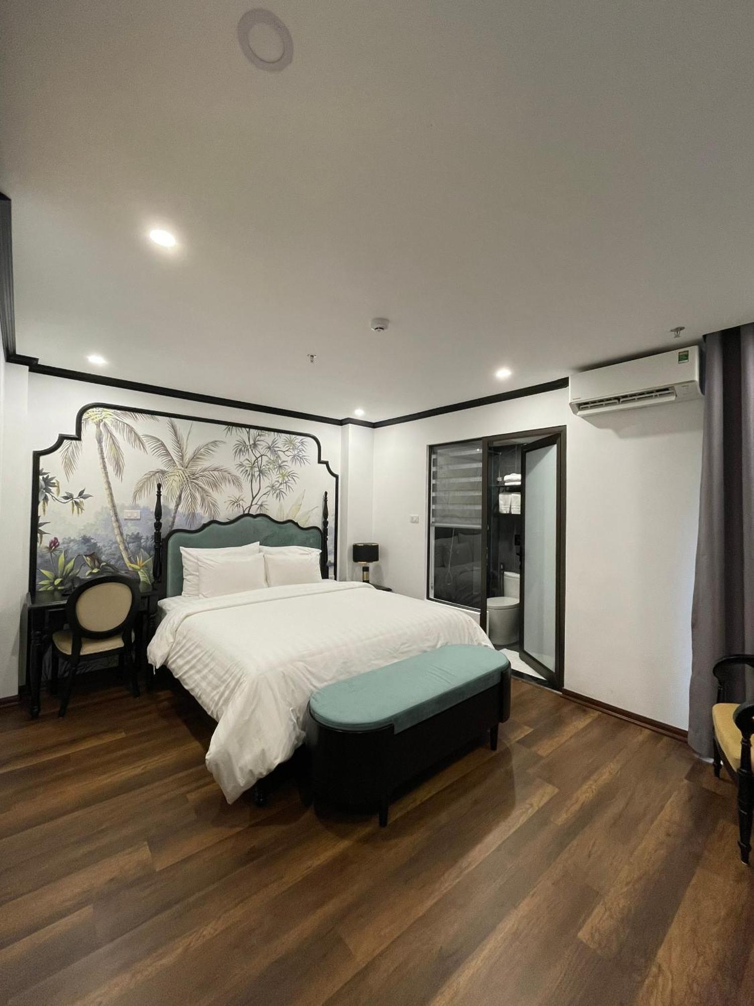 Aquarius Premium Hotel Hanoi Esterno foto