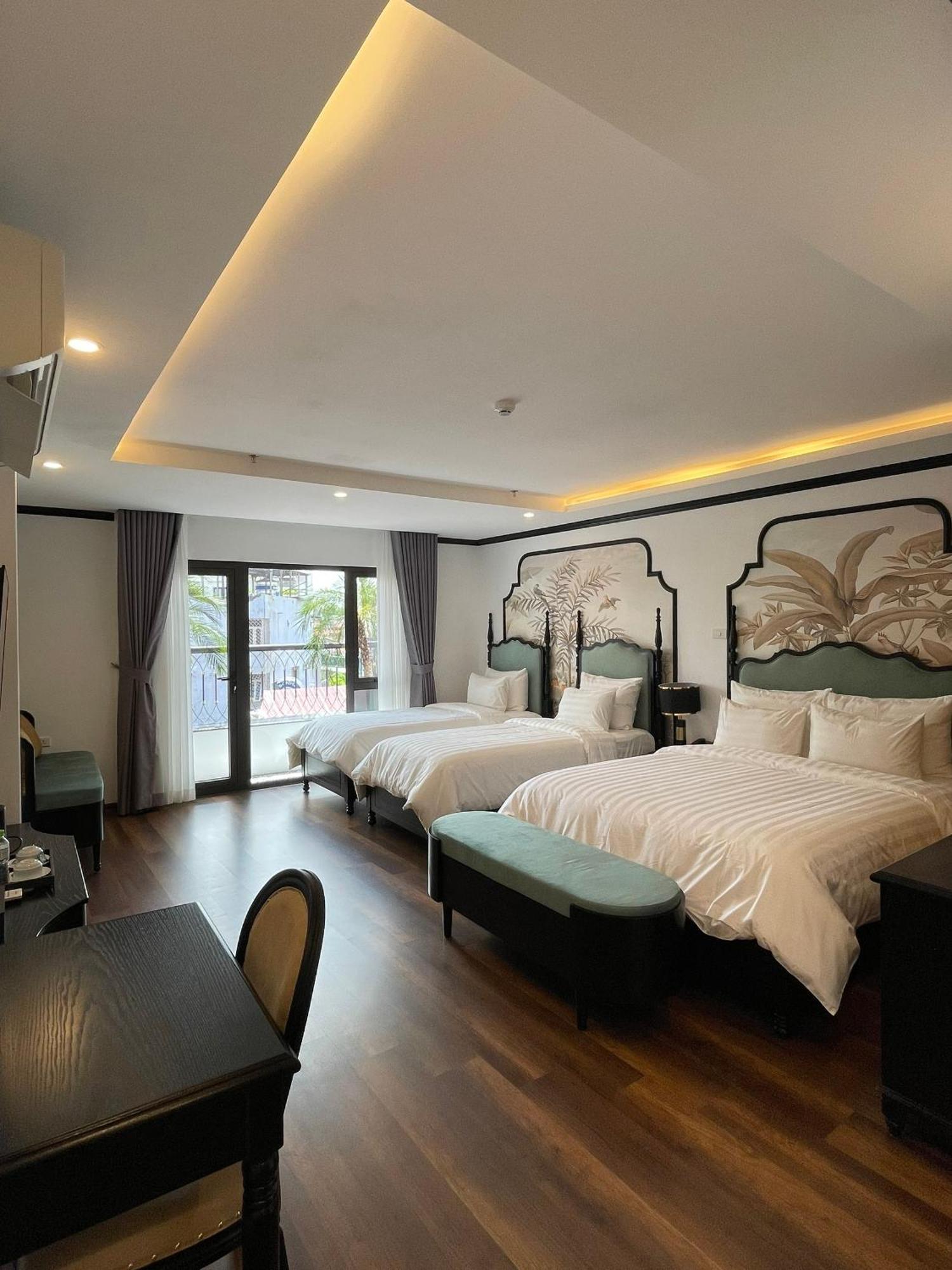 Aquarius Premium Hotel Hanoi Esterno foto